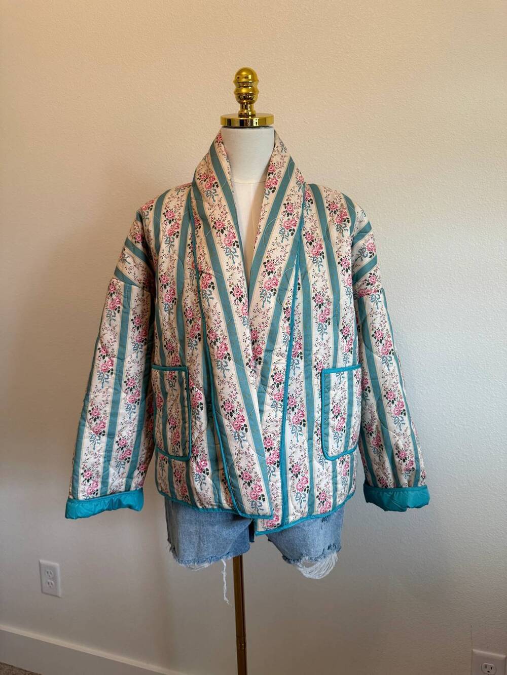 NEW DAVI & DANI women's floral quilted jacket in blue